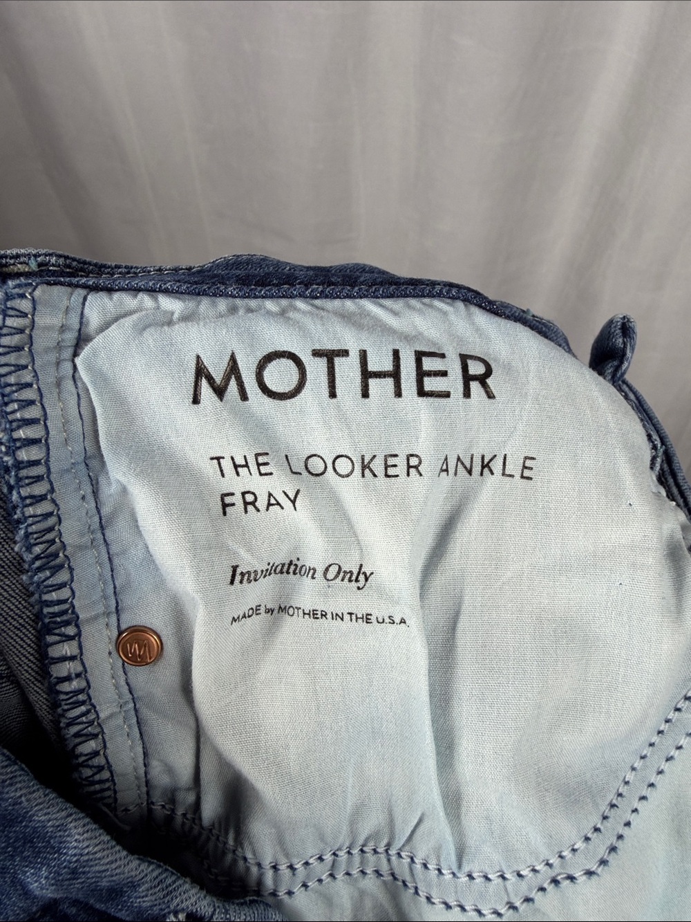 MOTHER The Looker Ankle Fray in Invitation Only. - Picture 10 of 13